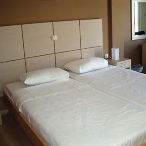 2* Hotel Thomas